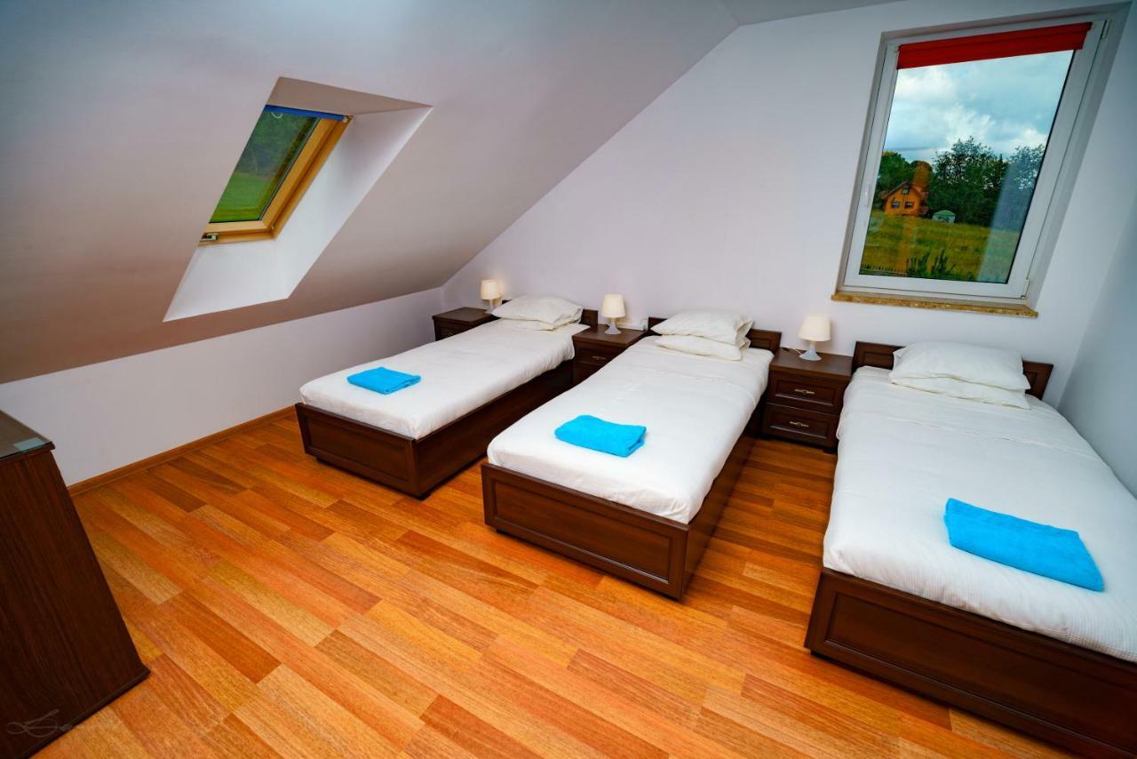 Isaan Ostrzyce Guest House Esterno foto