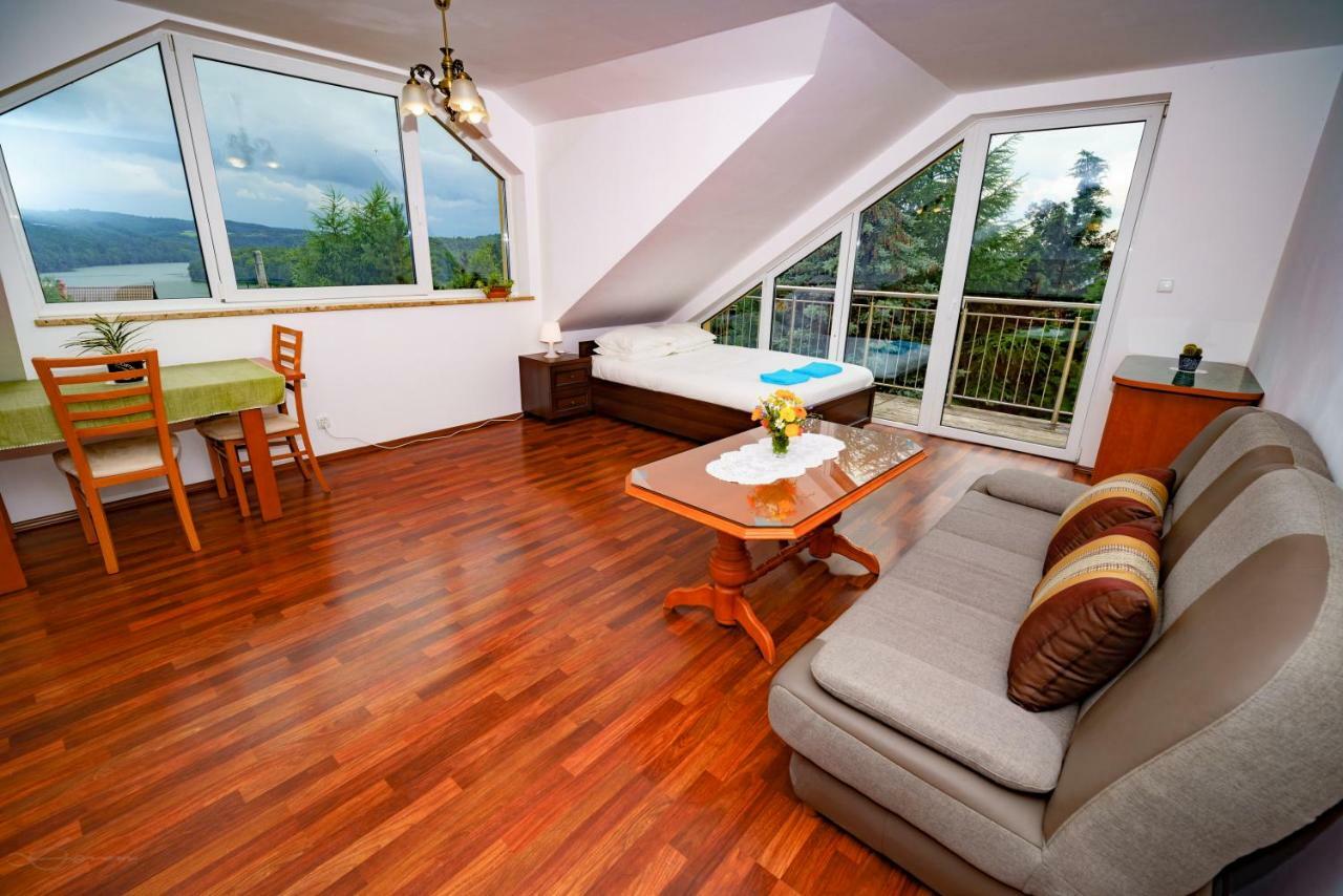 Isaan Ostrzyce Guest House Esterno foto