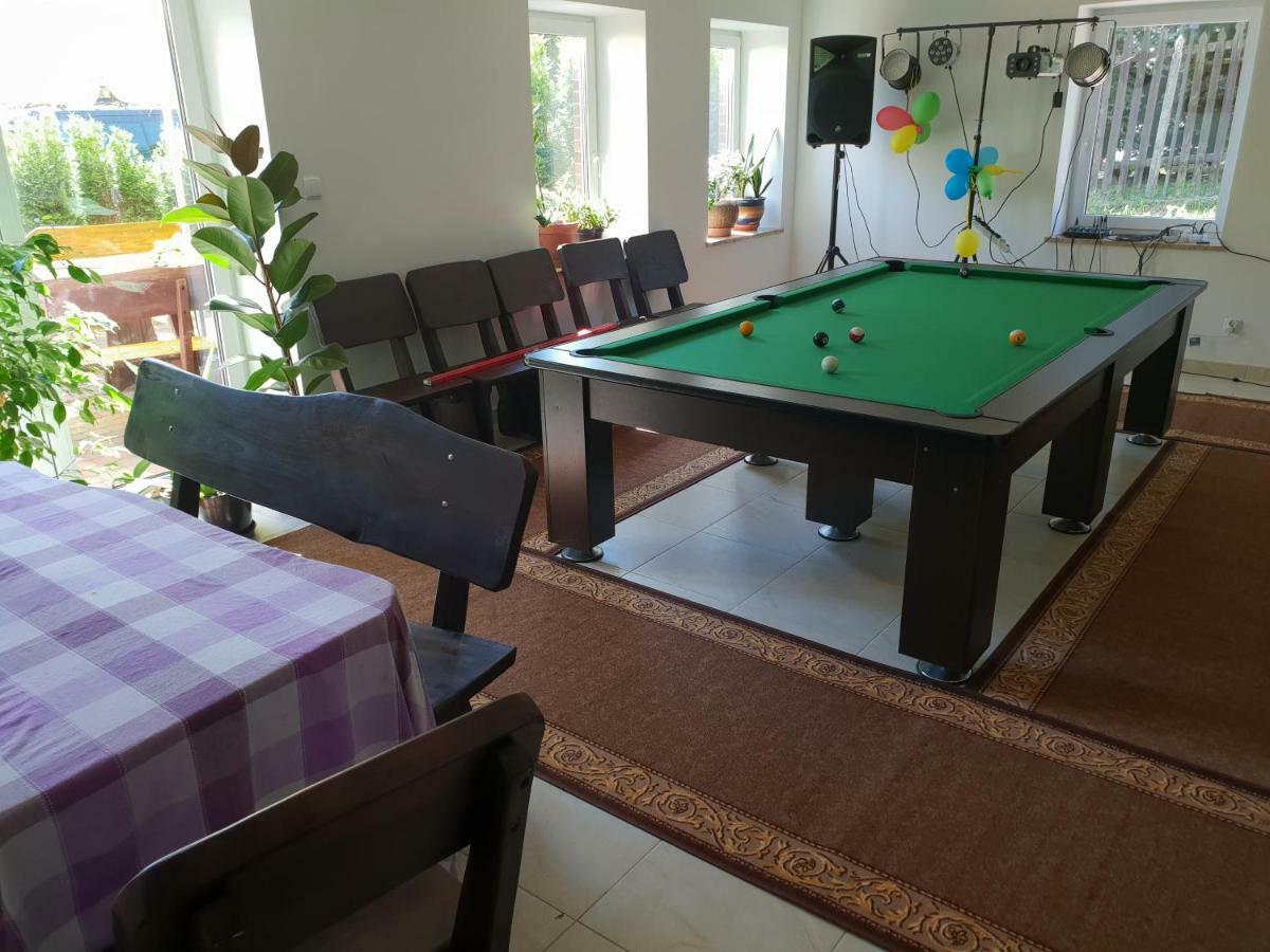 Isaan Ostrzyce Guest House Esterno foto